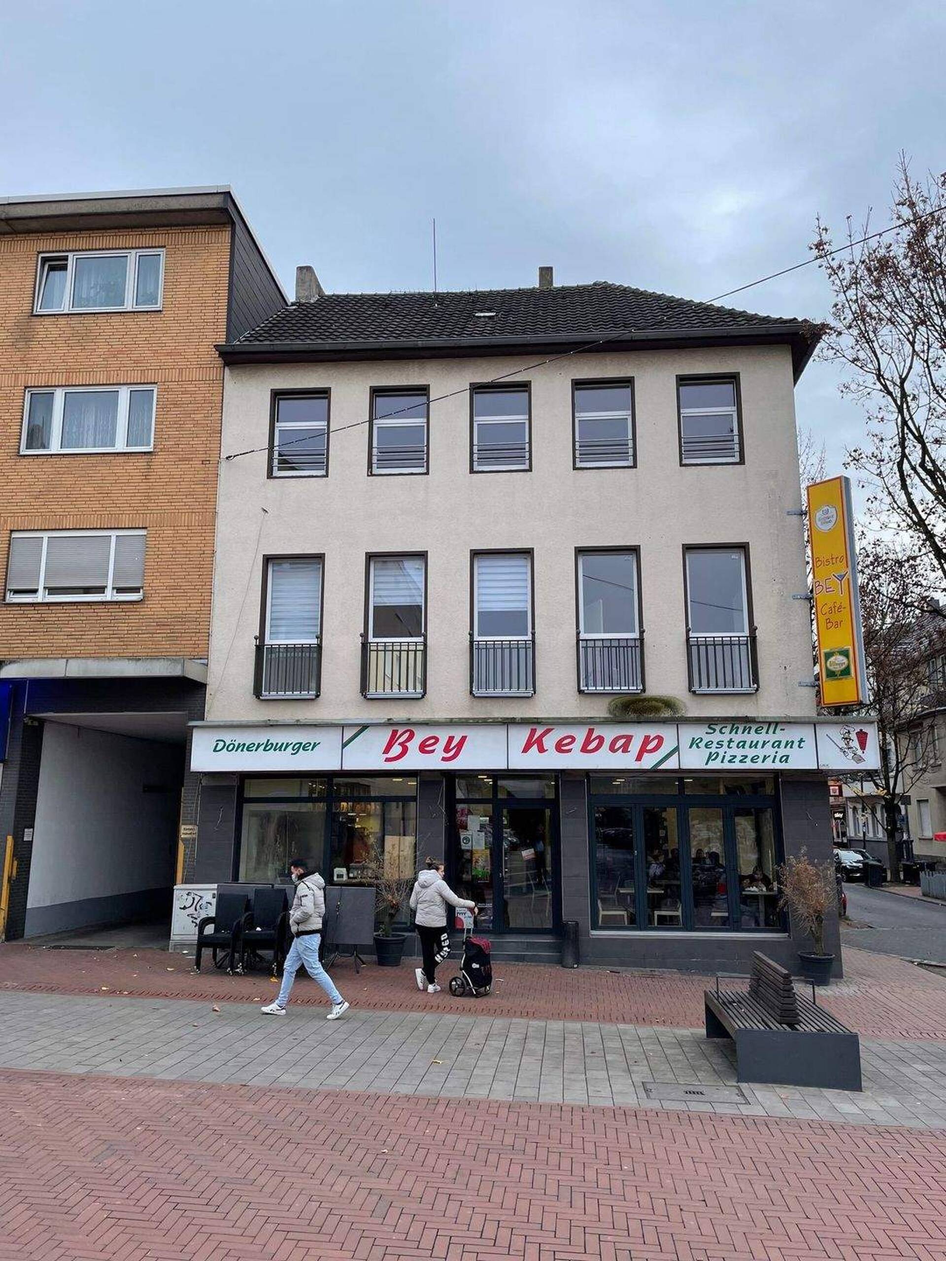 Mehrfamilienhaus in 51379 Leverkusen mit 1.016 m² kaufen