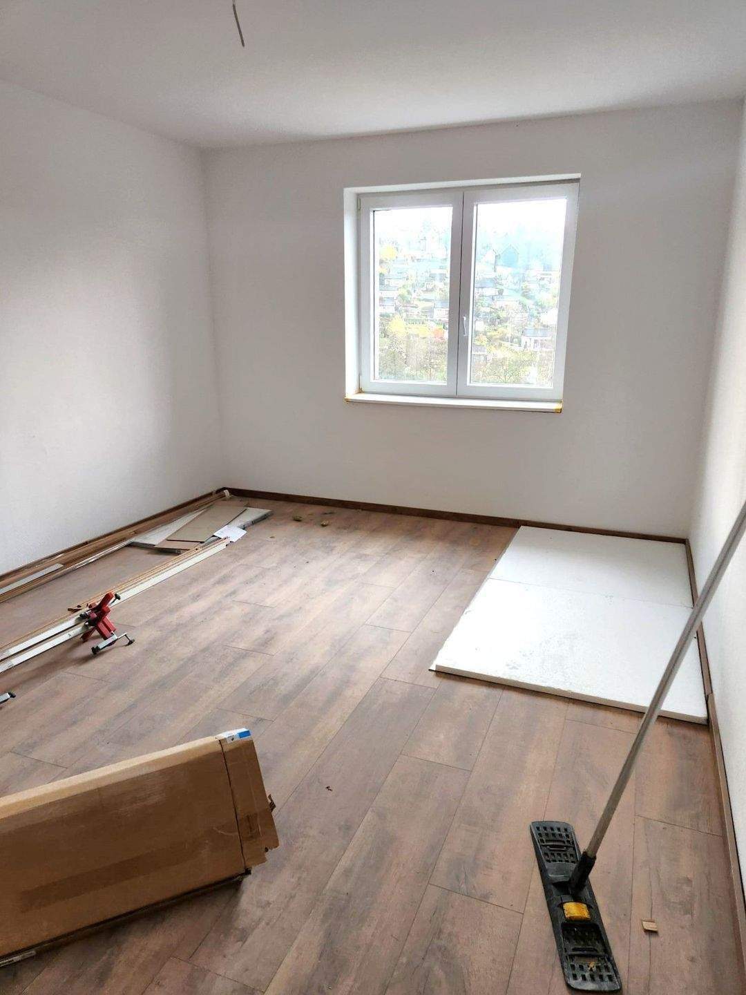 = H = MEHRFAMILIENHAUS TEIL-SANIERT IN WUPPERTAL CRONENBERG = H = – Wuppertal – Vorschaubild 9