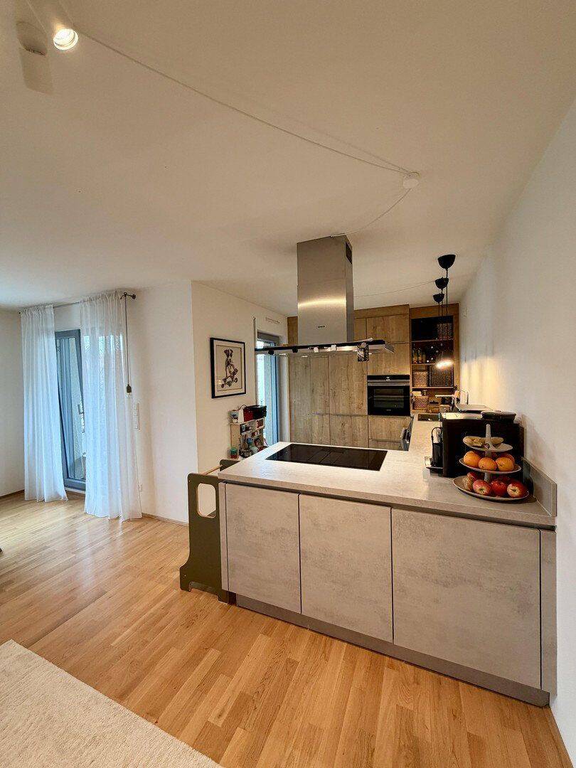 Exklusive 4-Zimmer-Wohnung mit Designerküche und Tiefgaragenstellplatz - Wohnen auf höchstem Niveau – Fürth – Vorschaubild 5