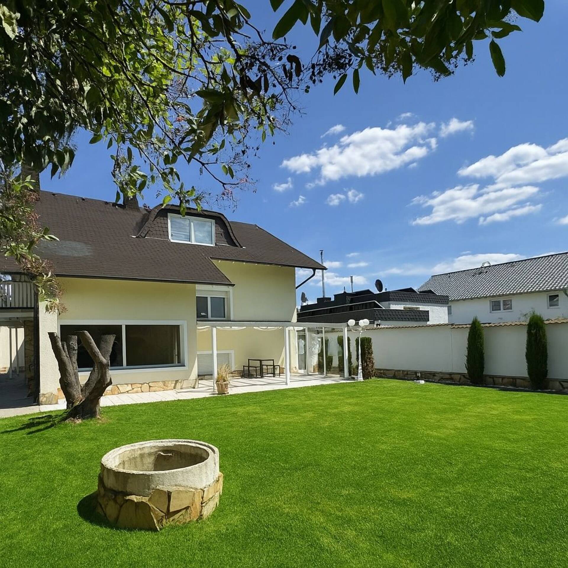 Haus in 50999 Köln mit 270 m² kaufen