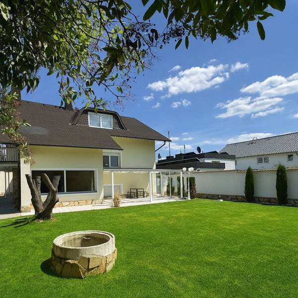 Haus in 50999 Köln mit 270 m² kaufen