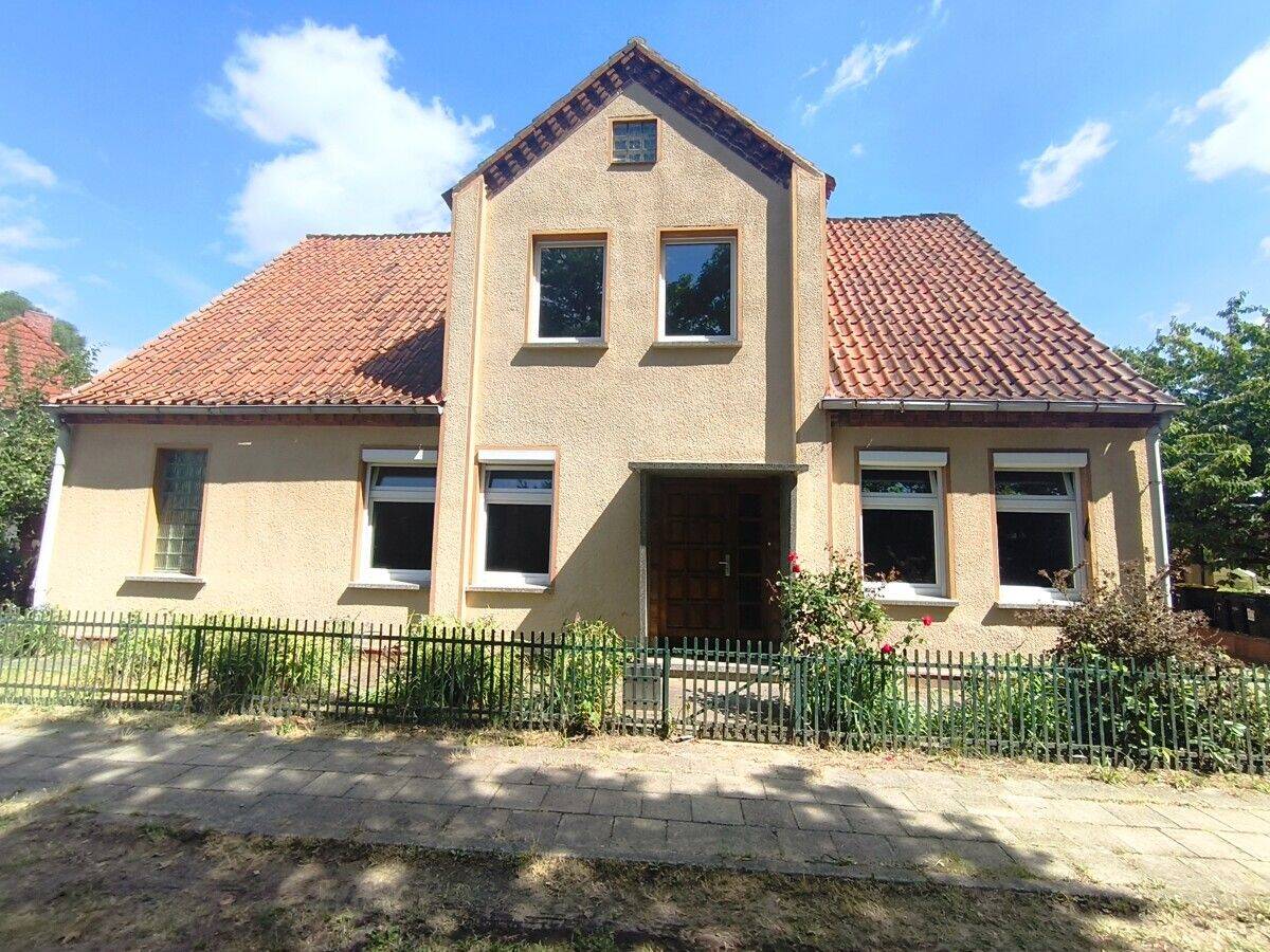 Potenzial trifft Lage - Familienhaus in ruhiger Hafennähe - Sanierungsobjekt mit Charme – Dömitz – Vorschaubild 3
