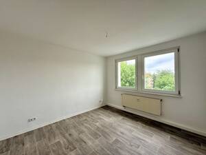 Attraktive 3-Zimmer-Wohnung mit Balkon in zentraler Lage – 8525 Plauen – Vorschaubild 8