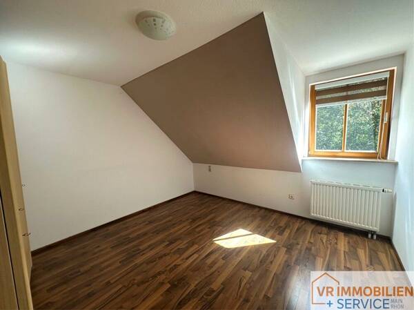 Dachgeschosswohnung in 98617 Meiningen mit 69,97 m² kaufen