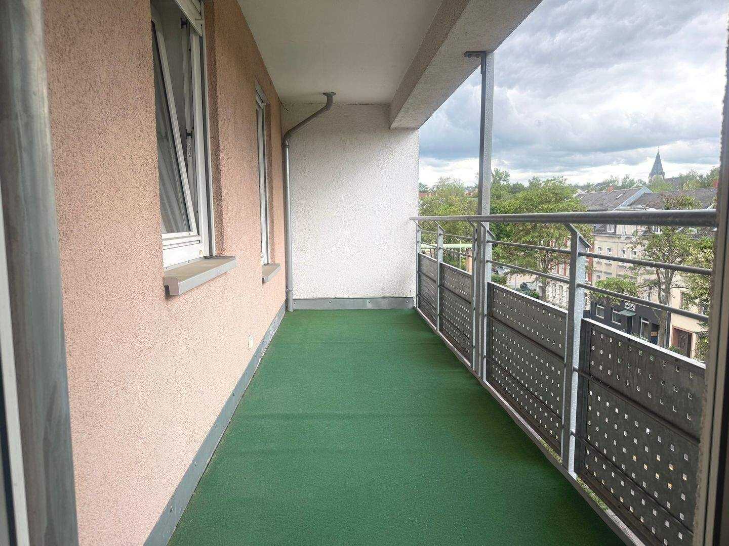 - 2-RAUM - APARTMENT MIT BALKON - SENIOR LIVING - barrierefrei – Chemnitz – Vorschaubild 2
