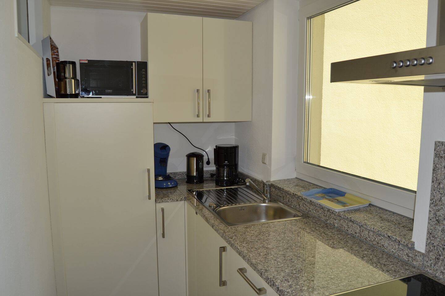 Wohnen auf Zeit ab 15.10.2026: Sonnige 2-Zimmer Seesicht-Wohnung mit Balkon – Uhldingen-Mühlhofen – Vorschaubild 5