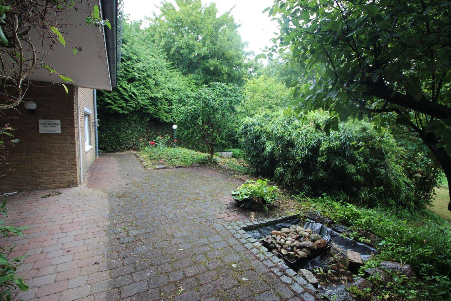 Großes Wohnhaus in Dorfrandlage mit Blick über Wiesen und Felder – Bergenhusen – Vorschaubild 5