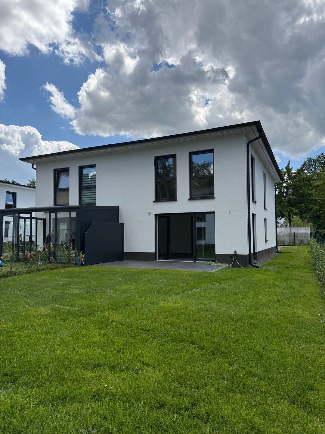 Exklusive Neubau-Doppelhaushälfte – hochwertig ausgestattet und sofort bezugsfertig. – Blankenfelde-Mahlow – Vorschaubild 6