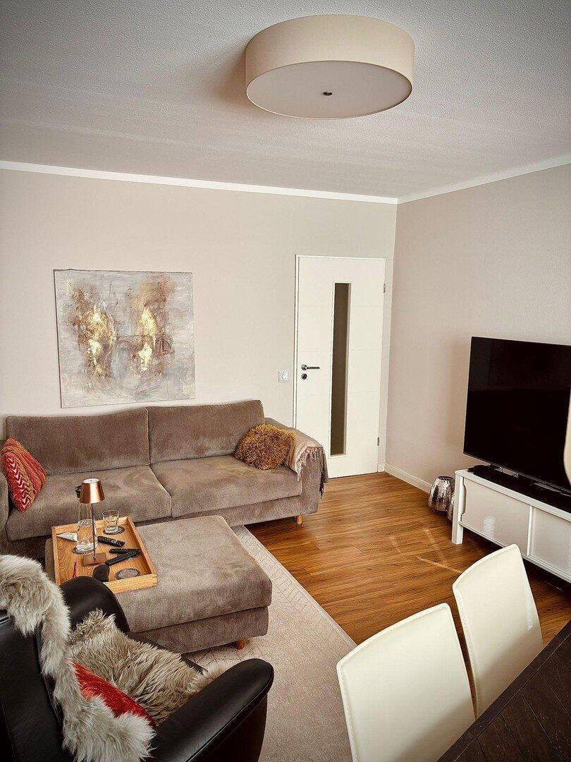 Von Privat urbane Wohnung mit Aussicht – Hamburg – Vorschaubild 2