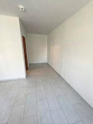 Wohnung mit Balkon in Top Lage - 1-Zimmer-Apartment mit Tiefgaragenstellplatz – 40219 Düsseldorf – Vorschaubild 5