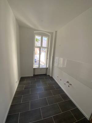 Großzügiger Altbau mit Stuck, hohen Decken & Balkon – ca. 110 m² in Spandau – 13585 Berlin – Vorschaubild 4