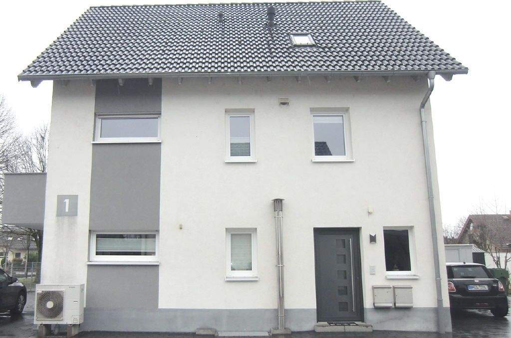 Neuwertiges Zweifamilienhaus in Rheinau – Rheinau – Bild 1 von 9