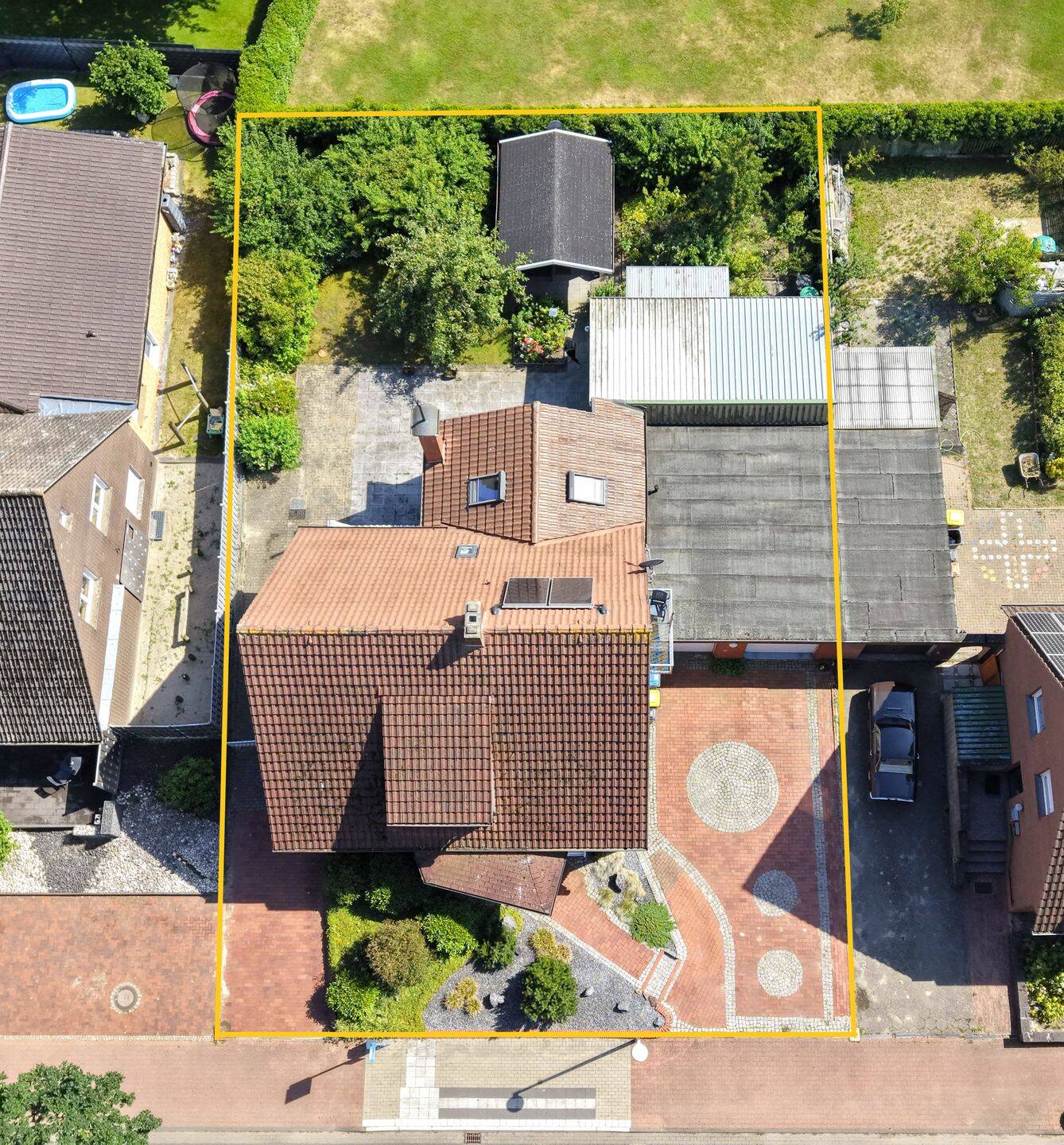 Charmantes Einfamilienhaus mit Wintergarten, Doppelgarage und vielseitigen Nutzungsmöglichkeiten – Lingen (Ems) – Vorschaubild 6
