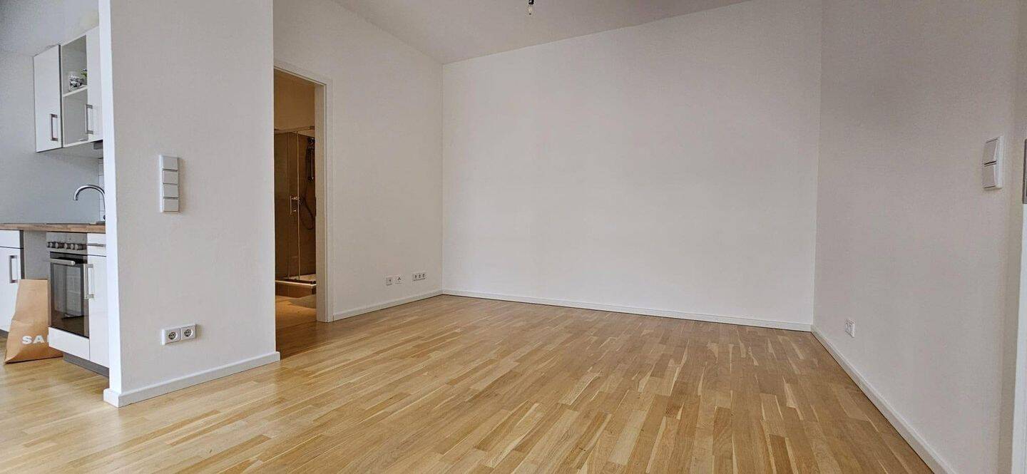 ruhige und helle 2-Zimmer-Wohnung in Toplage, bezugsfrei – Berlin – Vorschaubild 5