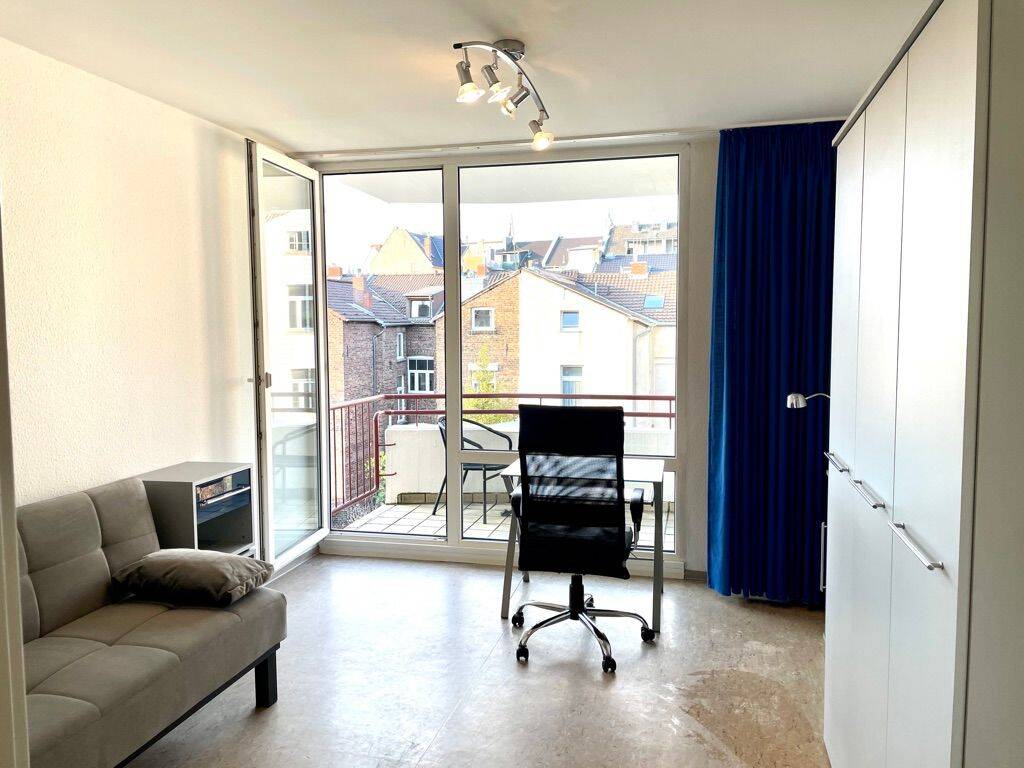 - möbliertes Apartment in der Bonner Altstadt zum 01.07.2026 -