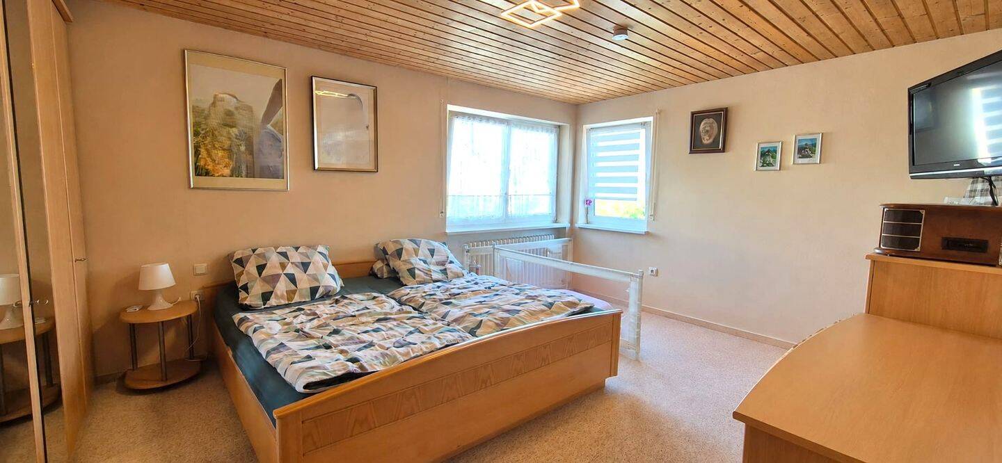 Attraktives Reihenendhaus in Obervolkach - gepflegte Kapitalanlage mit langfristiger Perspektive oder zukünftiges Eigenheim – Volkach – Vorschaubild 7