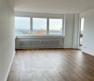 NEUES Bad* NEUER Boden* NEUES Wohngefühl* 3 Zimmer + Balkon, 2 neue Bäder, Abstellraum, Aufzug – 50968 Köln – Vorschaubild 7