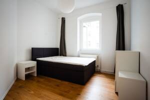 Provisionsfrei! Renovierte Altbauwohnung mit großem Balkon im begehrten Samariterkiez. – 10247 Berlin – Vorschaubild 6