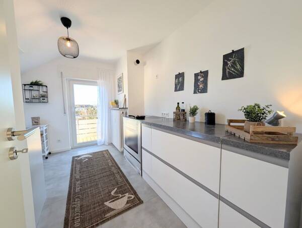 Dachgeschosswohnung in 34121 Kassel / Wehlheiden mit 84 m² kaufen