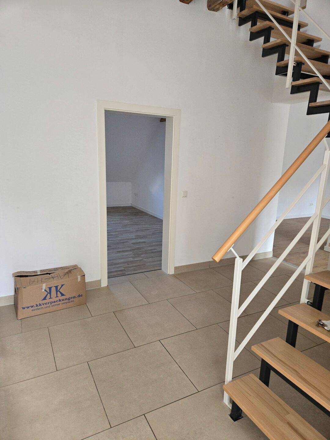 Vollvermietetes Mehrfamilienhaus mit Eigennutzung mit zusätzlichen Ausbaupotenzial für junge Familie – Laucha an der Unstrut – Vorschaubild 9