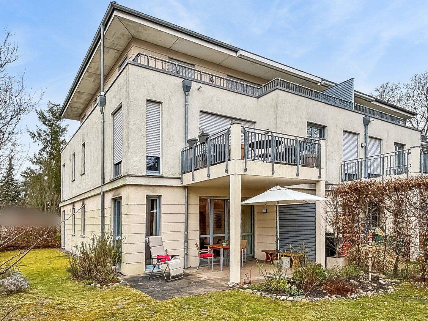 Bezugsfrei: Barrierefreie Erdgeschosswohnung mit großem Garten in Berlin-Lichterfelde – Berlin – Vorschaubild 2