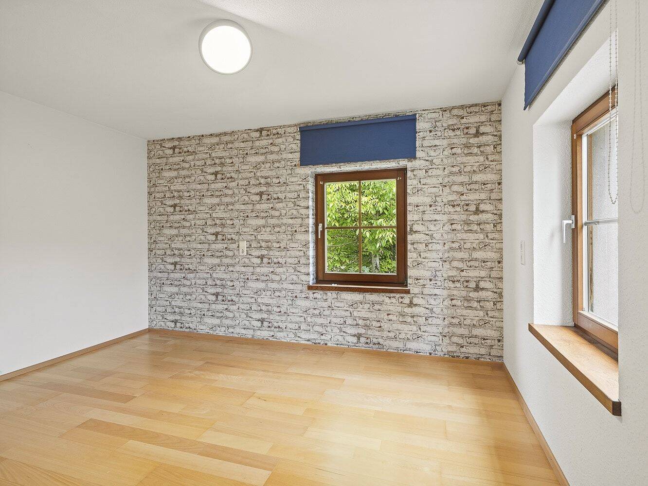 Wohnhaus mit großem, herrlich angelegten Garten – Deggenhausertal – Vorschaubild 3