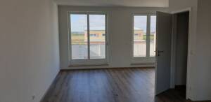 Neuwertiges Reihenmittelhaus mit Garten in Adelsdorf (Seeside) – 91058 Erlangen – Vorschaubild 3