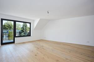 Licht, Raum & Wohnkomfort: Maisonette-Feeling mit großem Balkon – 40593 Düsseldorf – Vorschaubild 8
