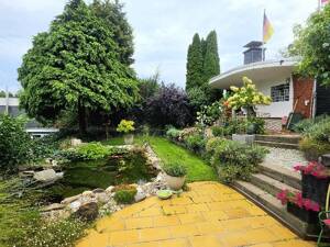 Modernisiertes Einfamilienhaus 2 Bäder Terrasse großer Garten Pool Doppelgarage 3-4 PKW-Stellplätze – 51381 Leverkusen – Vorschaubild 5