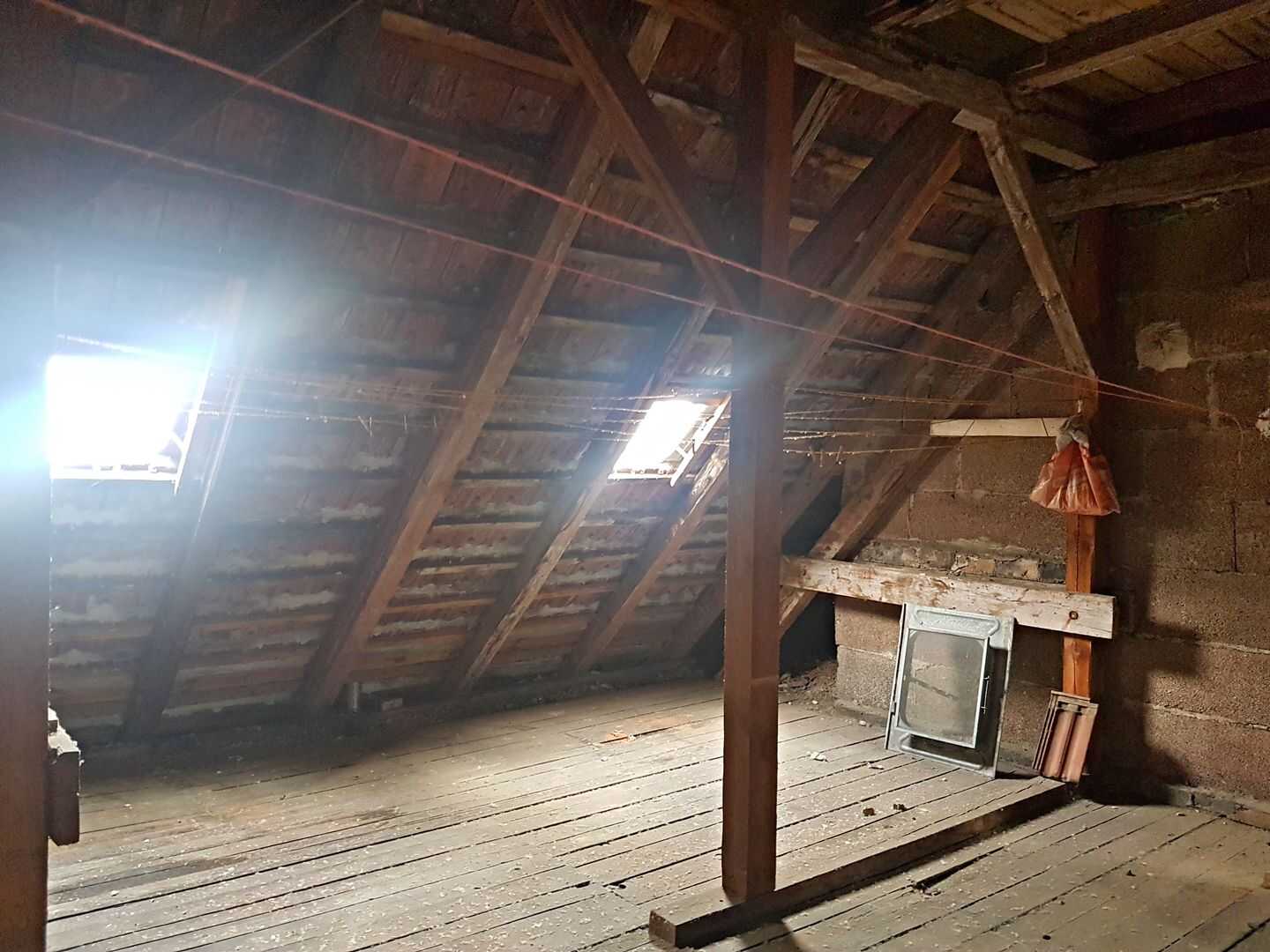 Altbau-Rohling mit dem Ausbaurecht für zwei Wohnungen im beliebten Neuköllner Richard-Kiez! – Berlin – Vorschaubild 4