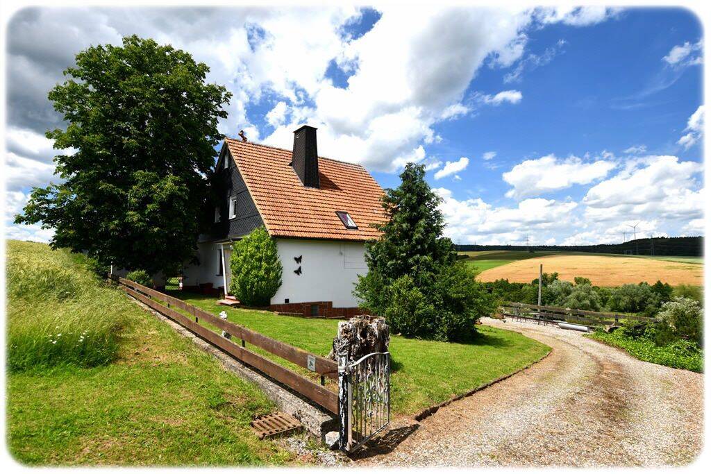 Landsitz in Alleinlage mit Weitblick - ca. 2,1 ha Anwesen in Twistetal! – Twistetal – Vorschaubild 2