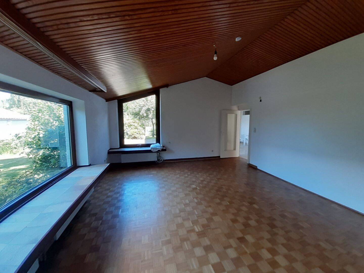 Einfamilienhaus mit großem Garten direkt an der Pinnau von privat zu mieten – Pinneberg – Vorschaubild 3