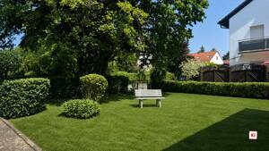 Wohnen mit Charme in Würzburg-Heidingsfeld - gepflegte 3-Zimmer-Wohnung mit sonnigem Südbalkon – 97084 Würzburg – Vorschaubild 1