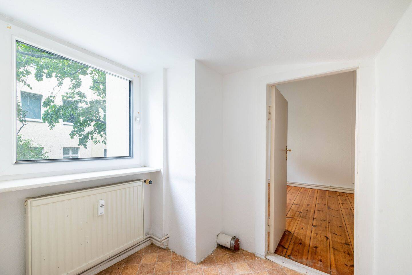 ?? Wohnen mit im Kiez - Charmante 2-Zi-Altbauwohnung mit sonnigem Balkon, Tageslichtbad & Dielen – Berlin – Vorschaubild 5