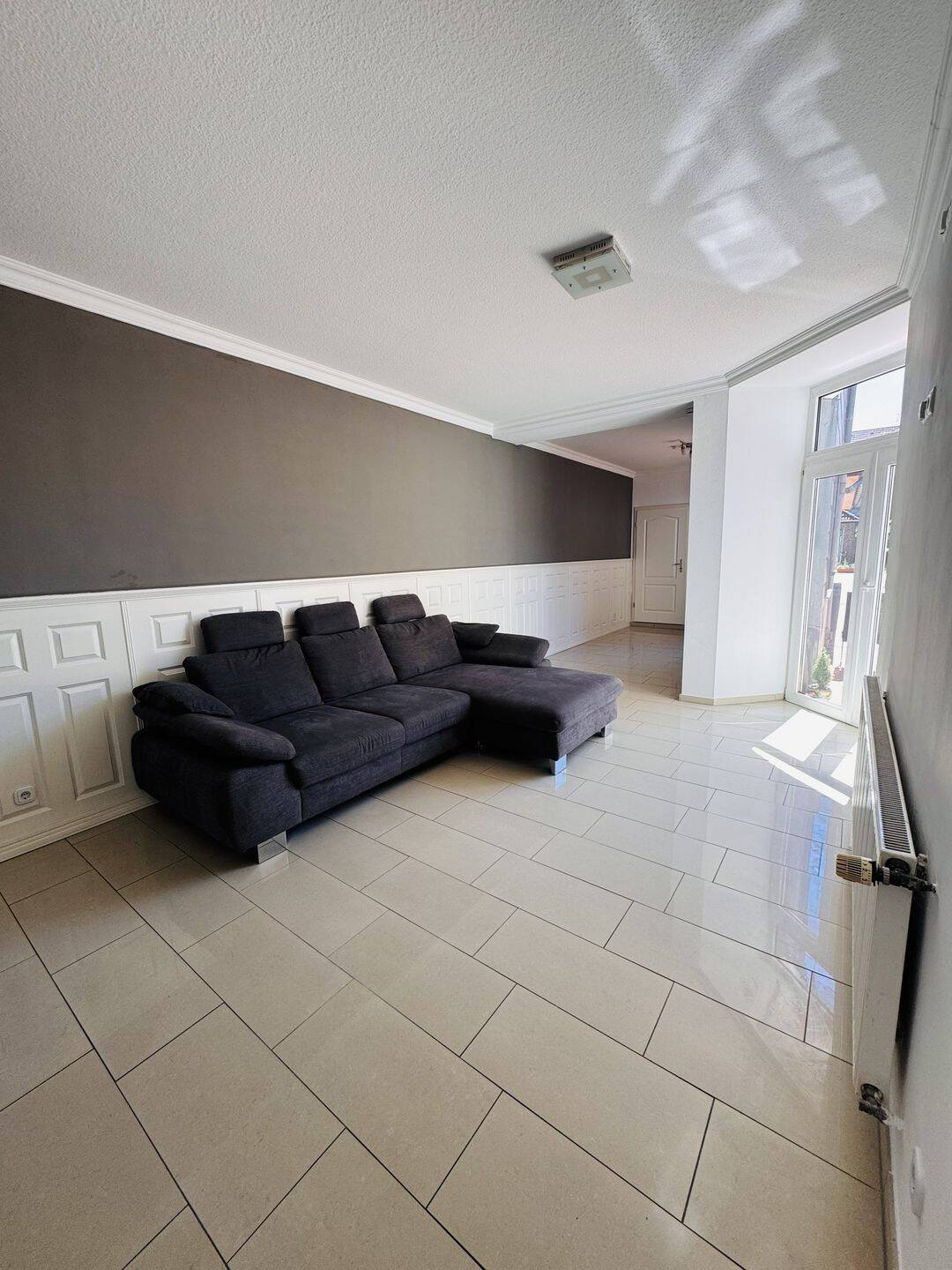 Charmante 3-Zimmer-Maisonettewohnung mit Einbauküche und 2 WCs in Aachen-Eilendorf – Aachen – Vorschaubild 2