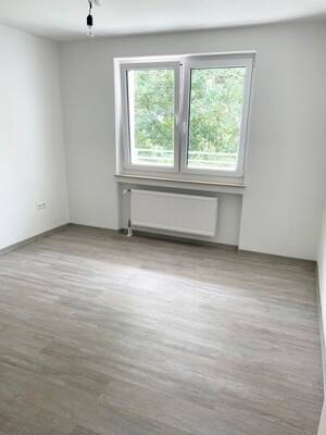 Endlich Zuhause: zentrale 2,5-Zimmer-Wohnung – 44309 Dortmund – Vorschaubild 1