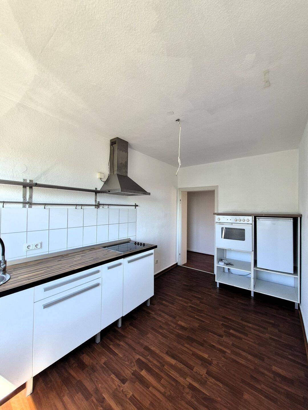 Saarbrücken, Rodenhof, Neunkircher Str. 152a, kleine 2 ZKB-Wohnung im 2.OG mit Balkon. – Saarbrücken – Vorschaubild 7