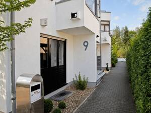Großzügiges Reihenendhaus mit außergewöhnlich viel Platz in Split-Level-Bauweise! – 65931 Frankfurt am Main – Vorschaubild 2