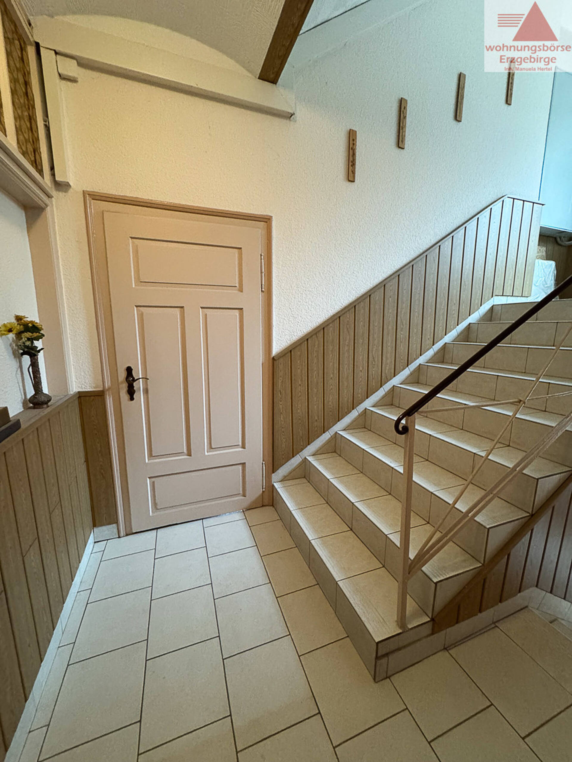Mehrfamilienhaus in 08280 Aue-Bad Schlema mit 300 m² kaufen