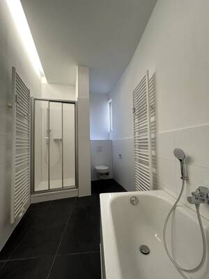 5-Zimmer-Wohnung mit 128 m² Wohnfläche und frisch renoviert in Erfurt – 99084 Erfurt – Vorschaubild 6