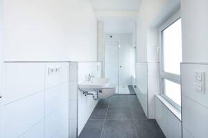 PROVISIONSFREI: 3-Zimmer-Penthouse mit 2 Balkonen in Offenbach – 63071 Offenbach am Main – Vorschaubild 8