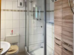 Familienglück auf ca. 754 m² Grundstück - Charmante Doppelhaushälfte mit großem Garten in Essen – 45359 Essen – Vorschaubild 8