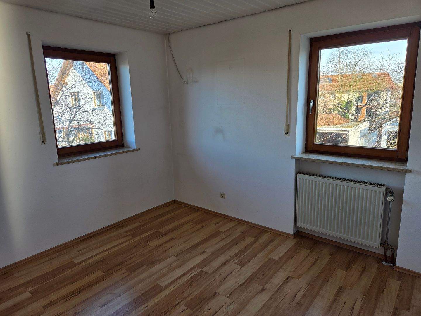 Doppelhaushälfte mit Garten in Ingolstadt-Süd – Ingolstadt – Vorschaubild 9