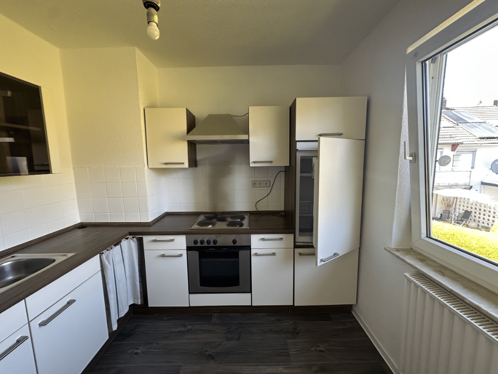 Renovierte 3-Zimmer-Wohnung mit EBK, Balkon in Bremerhaven – Bremerhaven – Vorschaubild 7