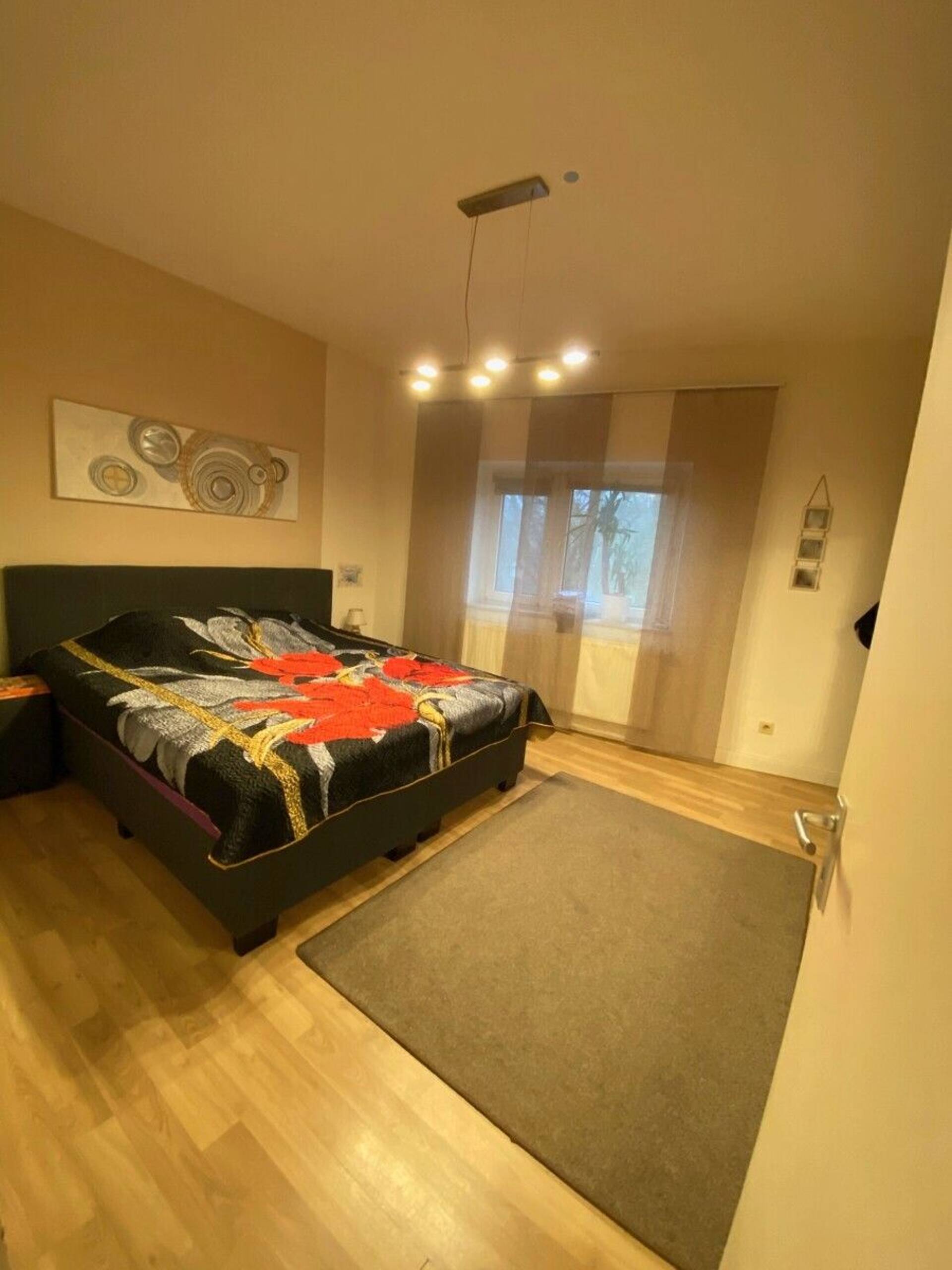 Mehrfamilienhaus in 41239 Mönchengladbach mit 349 m² kaufen