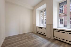 Trier-City: 4 ZKB-Wohnung mit ca. 92 m² WFL in der Trierer Innenstadt - WG tauglich – 54290 Trier – Vorschaubild 3