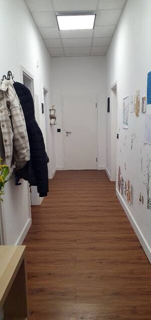 73m²-bezugsfertige Büro,- oder Praxisräume mit guter Erreichbarkeit und eigenen STP – 58119 Hagen – Vorschaubild 2
