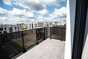 4 Zimmer mit 2 Bädern, Abstellraum und Balkon in schöner Umgebung am Rhein – 40549 Düsseldorf – Vorschaubild 2