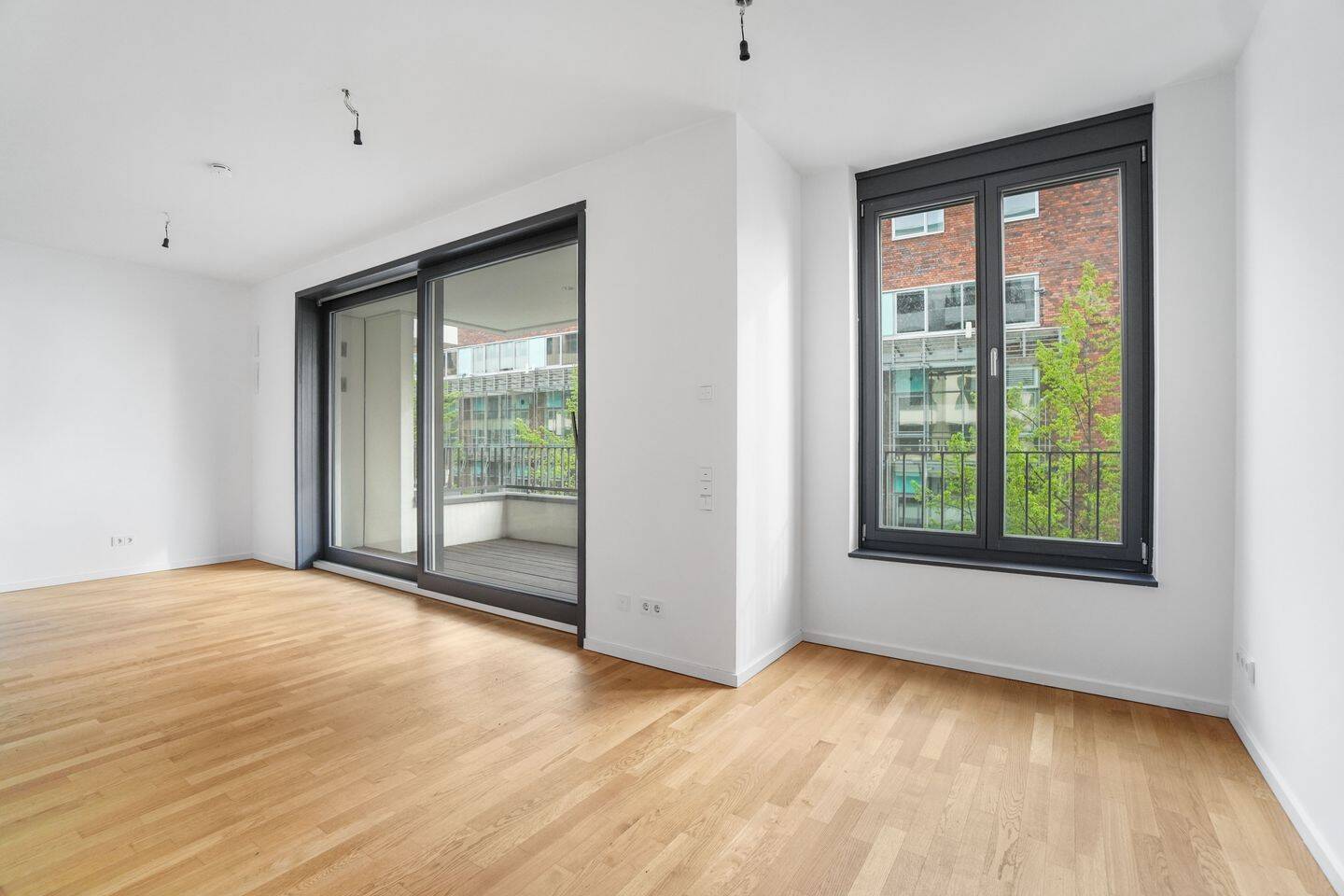 Modernes Wohnen mit offenem Grundriss und sonnigem Balkon – Berlin – Bild 1 von 9