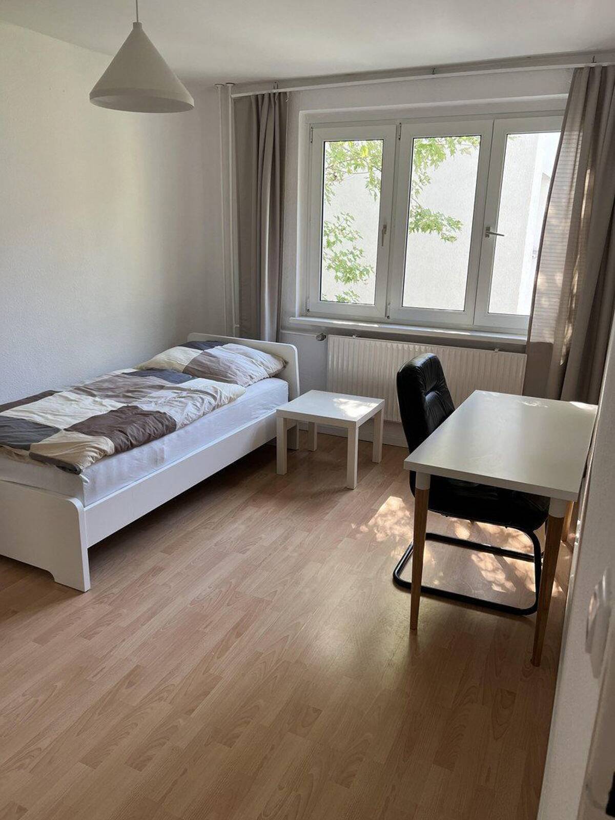 WG-Zimmer in Neukölln nähe Treptower Park – 12059 Berlin – Bild 1 von 6